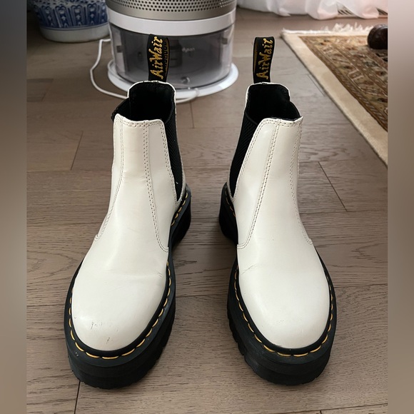 Dr. Martens 2976 Quad Chelsea Platform Boots – White Leather (EU 37 / US M 5) - Picture 7 of 16